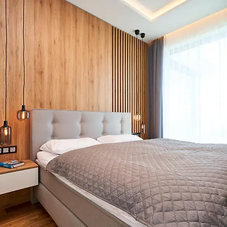 Design Stella Private Pool & Kezmarok