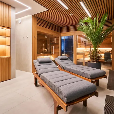 Design Stella Private Pool &