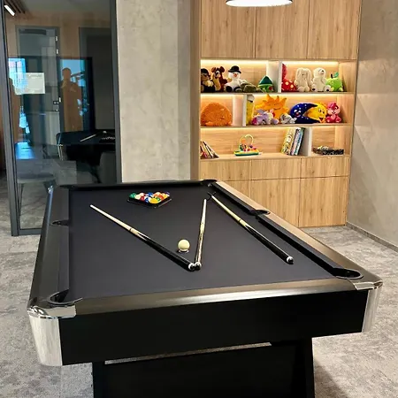 Design Stella Private Pool & *
