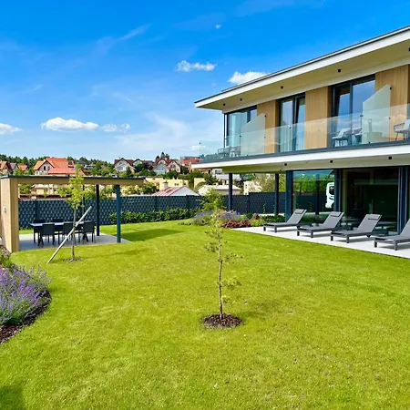 Design Stella Private Pool &